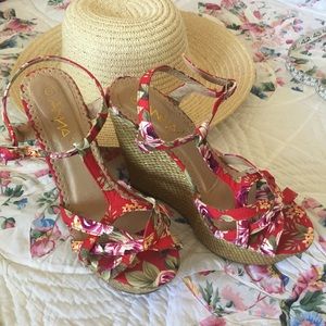 ANNA CLOTH/BASKET WEAVE WEDGE SANDALS 7